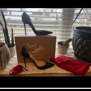 Christian Louboutin  IRIZA 100 . Excellent condition. TTS